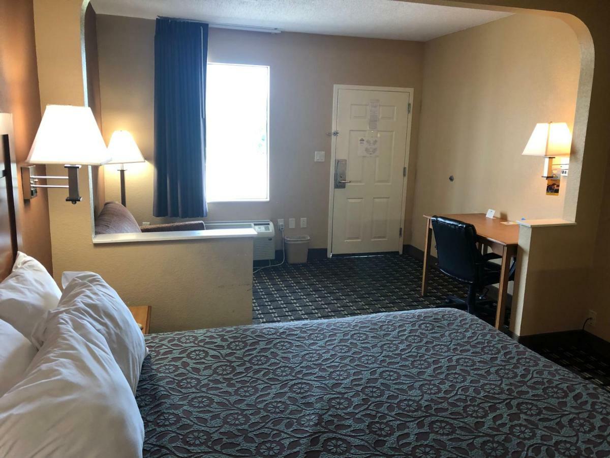 Days Inn By Wyndham Columbus Luaran gambar
