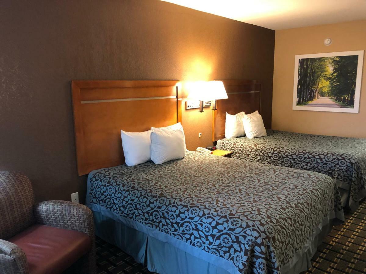 Days Inn By Wyndham Columbus Luaran gambar