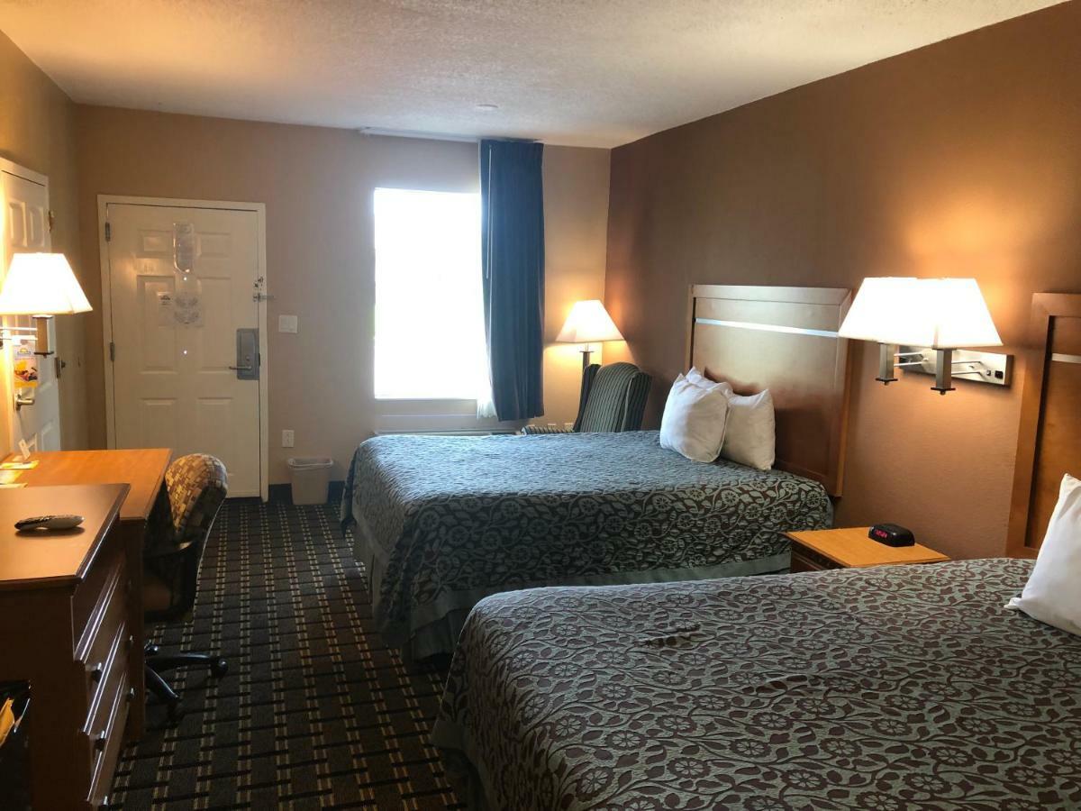 Days Inn By Wyndham Columbus Luaran gambar