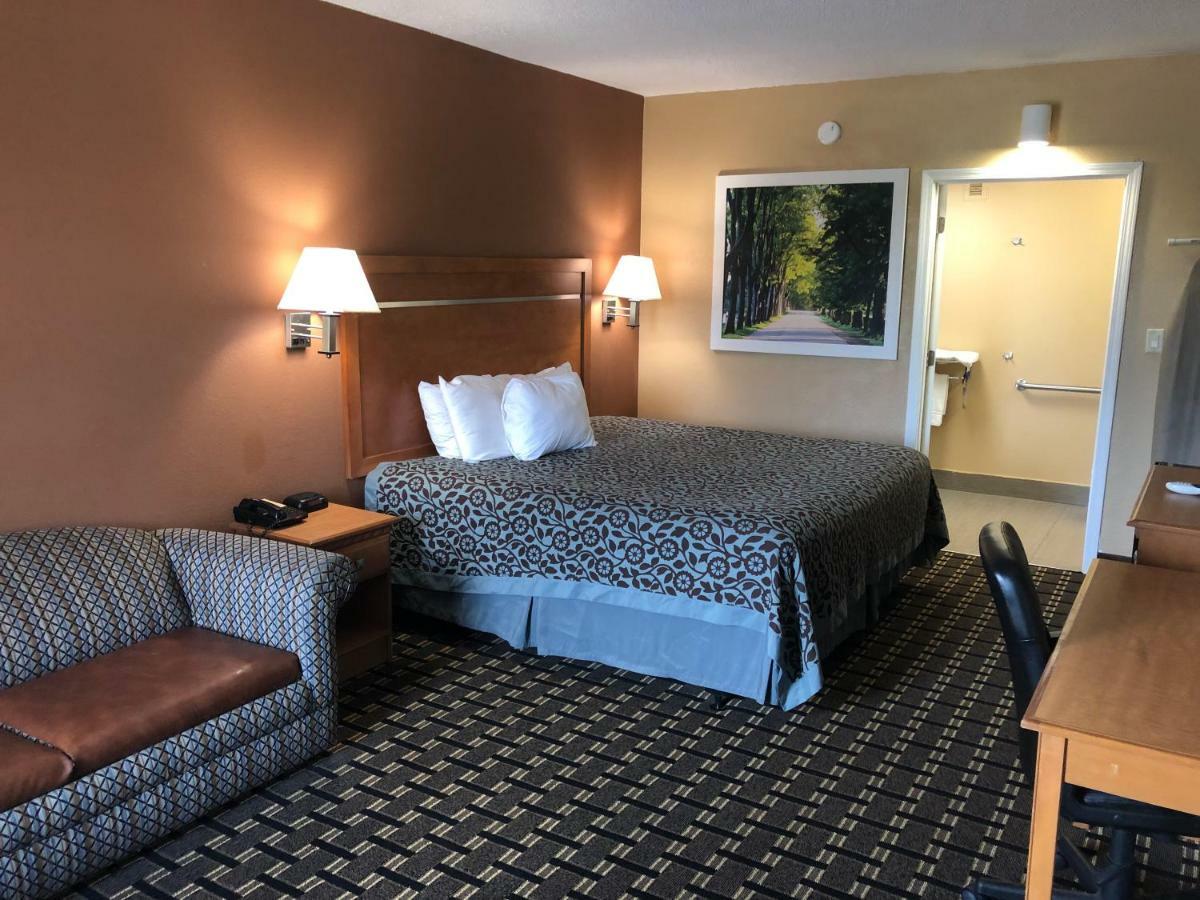 Days Inn By Wyndham Columbus Luaran gambar