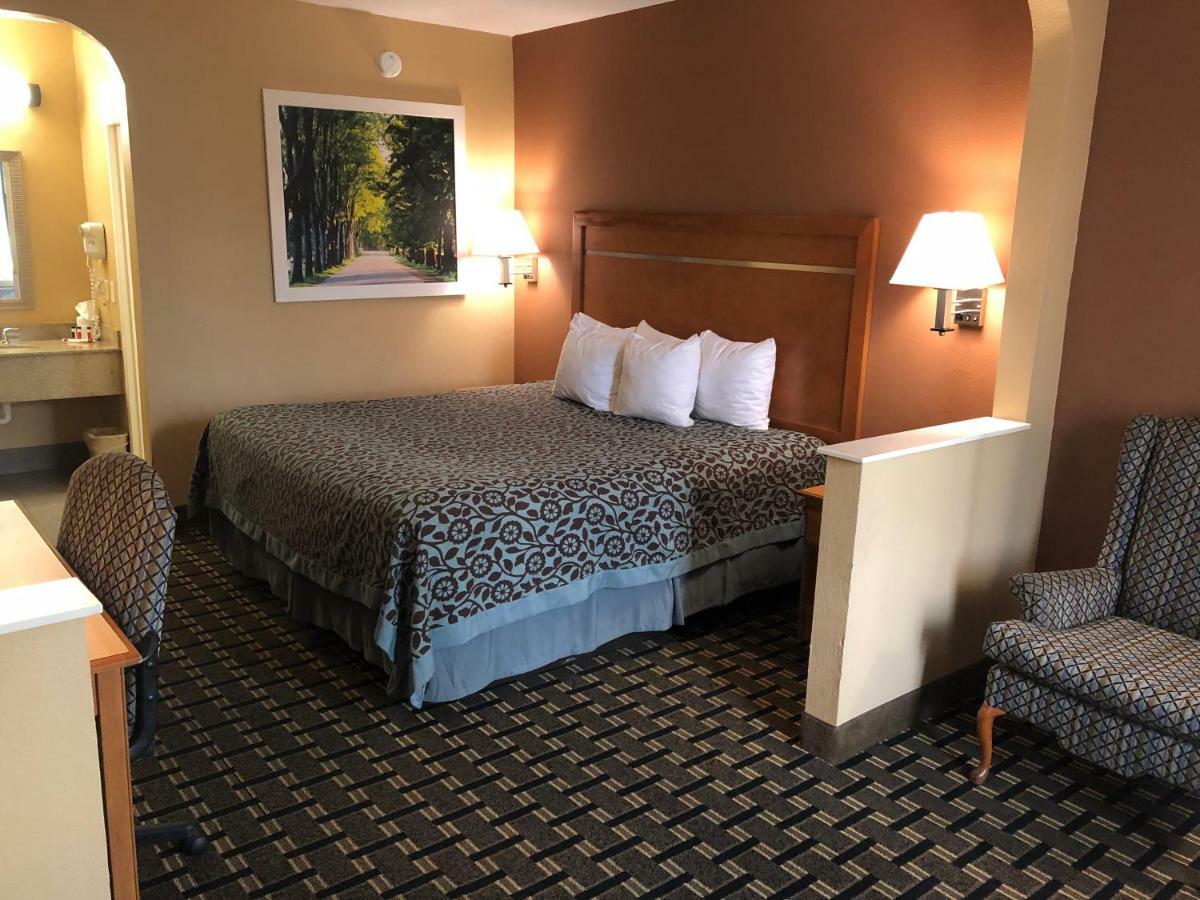 Days Inn By Wyndham Columbus Luaran gambar